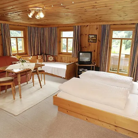 Homestay Haus Schoenlechner